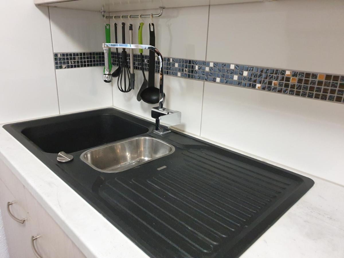 Moderne Einliegerwohnung Amara - Friedrichshafen Am Bodensee Kültér fotó