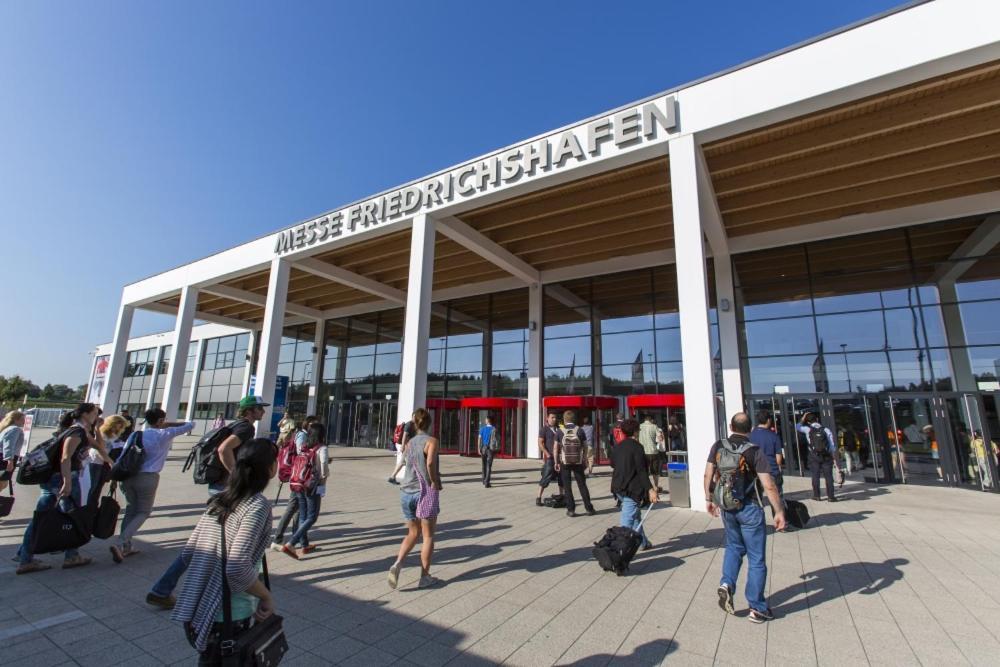 Moderne Einliegerwohnung Amara - Friedrichshafen Am Bodensee Kültér fotó