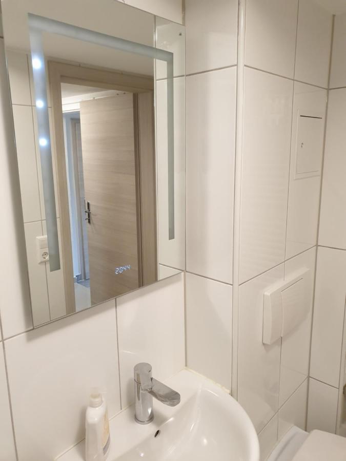Moderne Einliegerwohnung Amara - Friedrichshafen Am Bodensee Kültér fotó