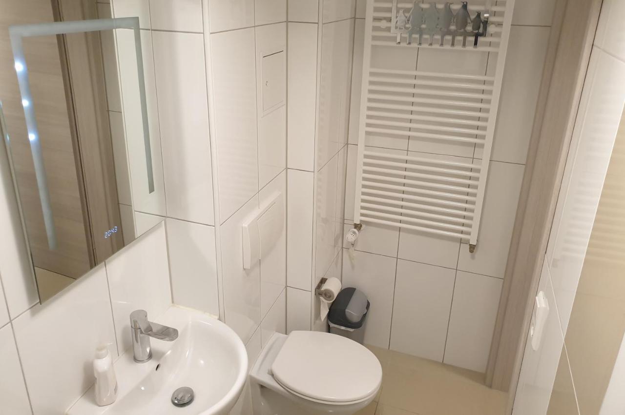 Moderne Einliegerwohnung Amara - Friedrichshafen Am Bodensee Kültér fotó