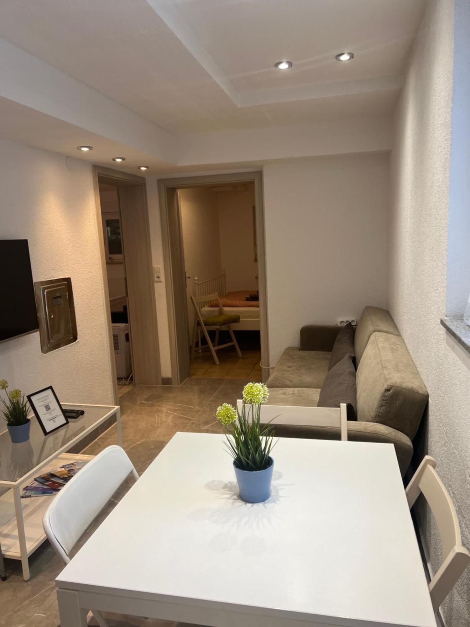 Moderne Einliegerwohnung Amara - Friedrichshafen Am Bodensee Kültér fotó